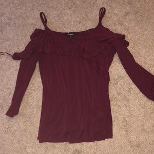 Off the shoulder, 3/4 length sleeve, maroon top!